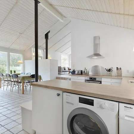 84174-knebel-fuglsovig-301 Holiday home *